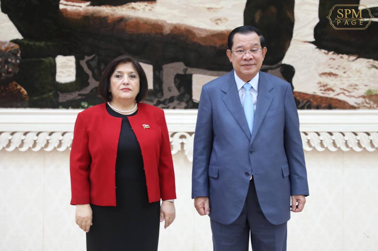On the morning of November 24, 2022, Samdech Techo Hun Sen holds a meeting with visiting H.E. Ms. Sahiba Ali Gizi Gafarova, Speaker of the House of Representatives of the Republic of Azerbaijan, at the Peace Palace.